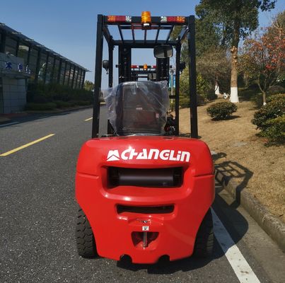 倉庫フォークリフト トラック CPCD30 リフト高度 3M 40KW 3T ディーゼルフォークリフト